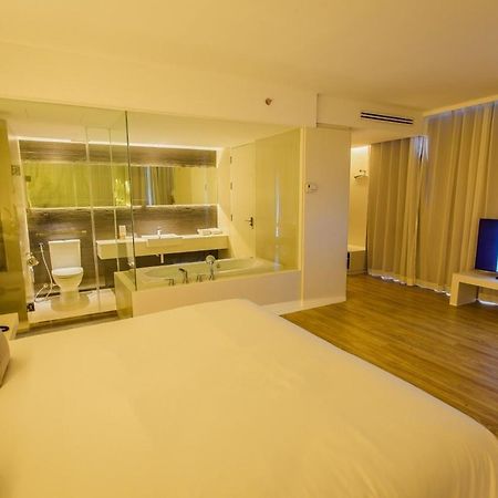 Crystal Hotel Hat Yai Kamer foto