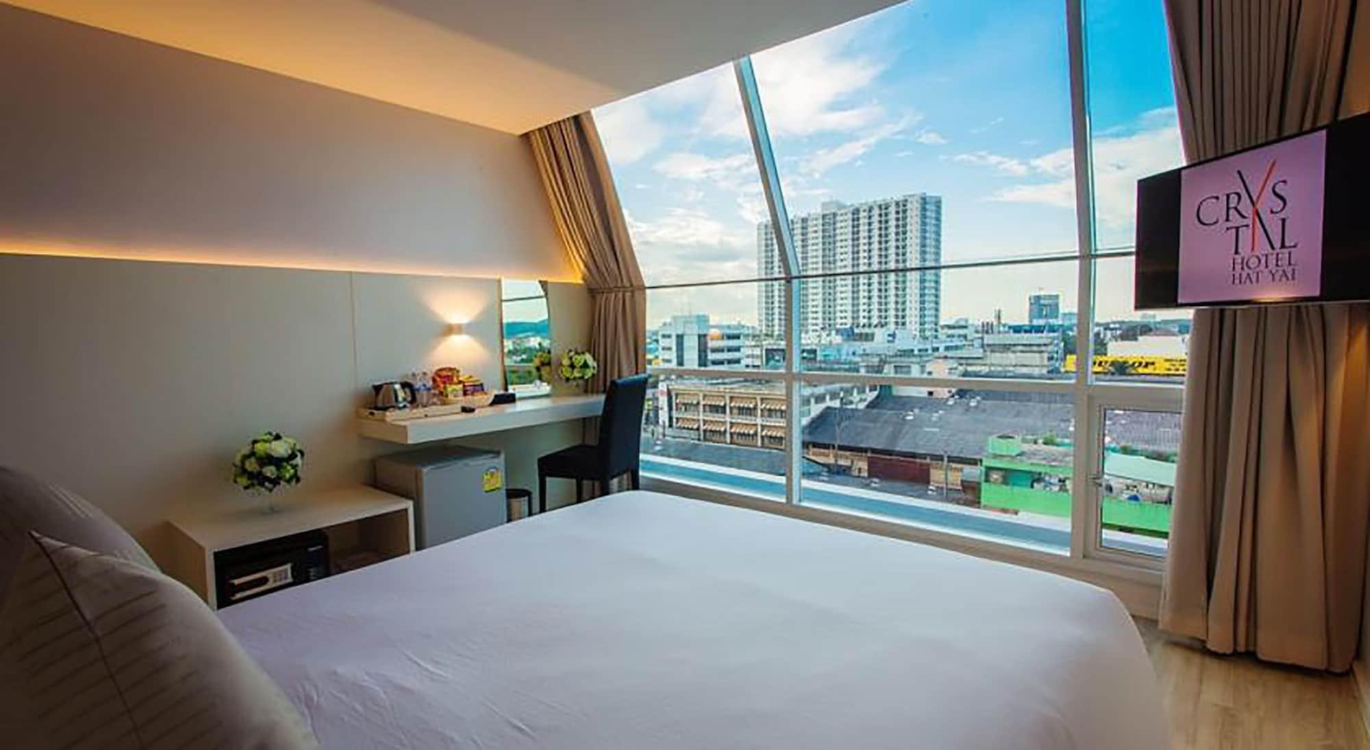 Crystal Hotel Hat Yai Buitenkant foto