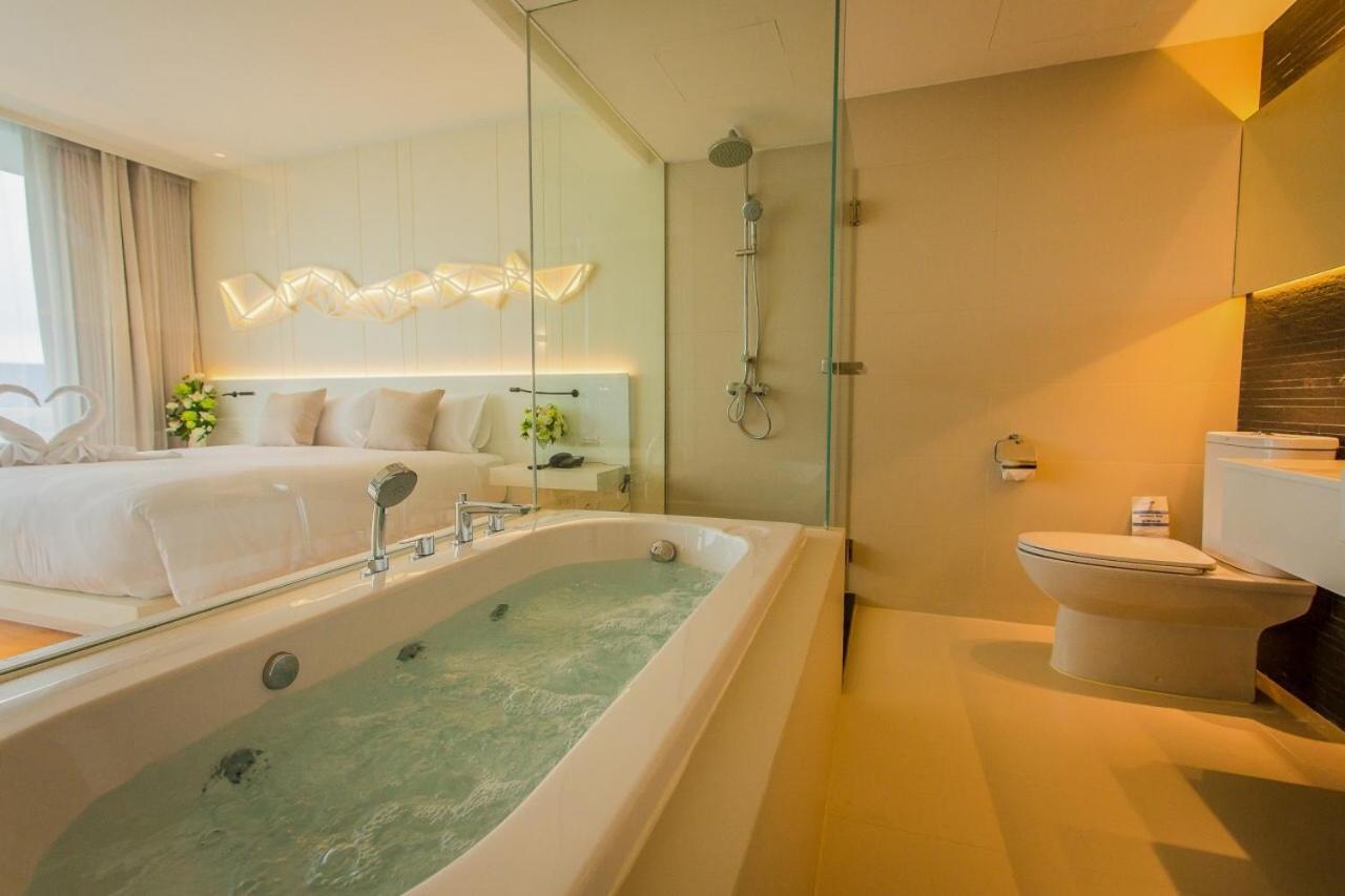 Crystal Hotel Hat Yai Kamer foto